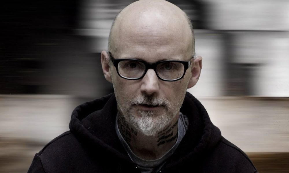 Moby anuncia nuevo disco, sencillo y tour para celebrar el 25